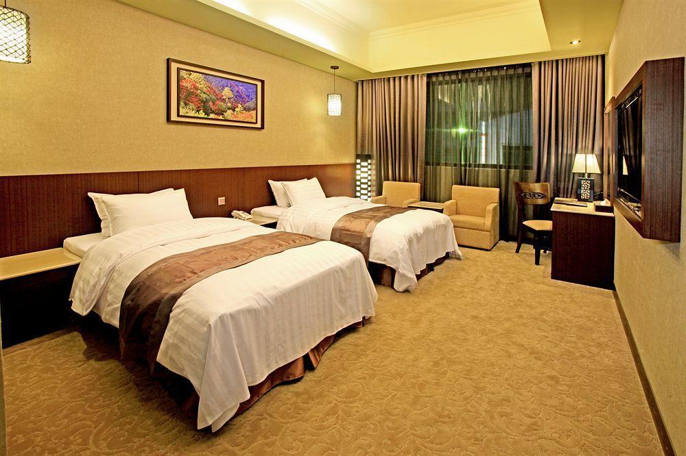 Guanko Hotel Chiayi Eksteriør bilde