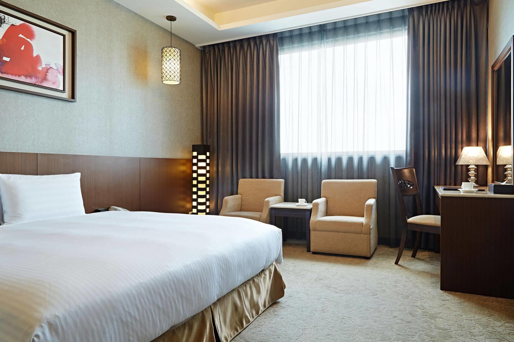 Guanko Hotel Chiayi Eksteriør bilde